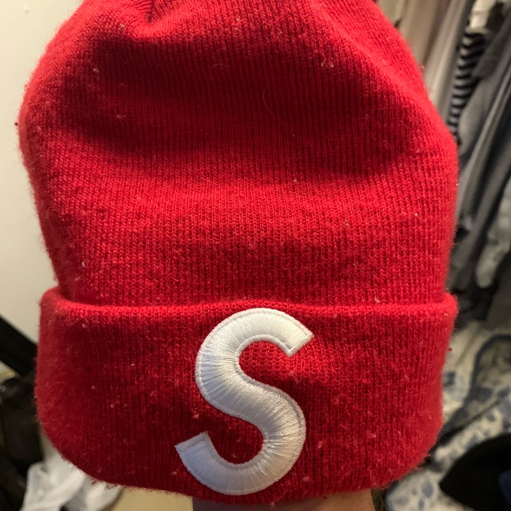 S Logo Supreme Beenie